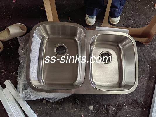 1.0mm 1.2mm πάχος Υπογείωση Ατσάλινο νεροχύτη Σκηνοειδής σχεδιασμός ντουλαπιού Εύκολη εγκατάσταση