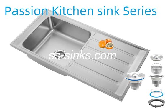 Μοντέρνος Νεροχύτης Κουζίνας με Οπίσθια Αποστράγγιση και Σουρωτήρι για Σύγχρονες Κουζίνες