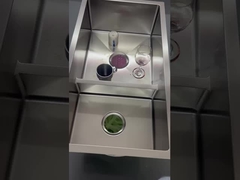 χειροποίητη δοκιμή αντιτρίχνης νεροχύτη δύο μπολ νεροχύτης